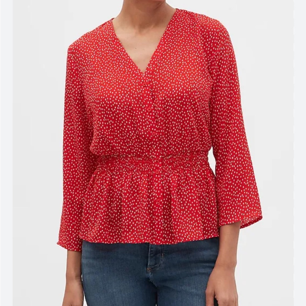 Banana Republic Smocked waist V neck button front top. Red with white polka dots